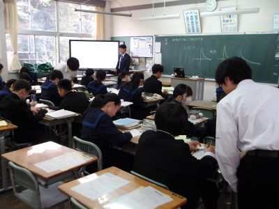 IMGP0076 交流学習_１年数学