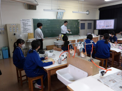 IMGP0079 交流学習_２年理科02