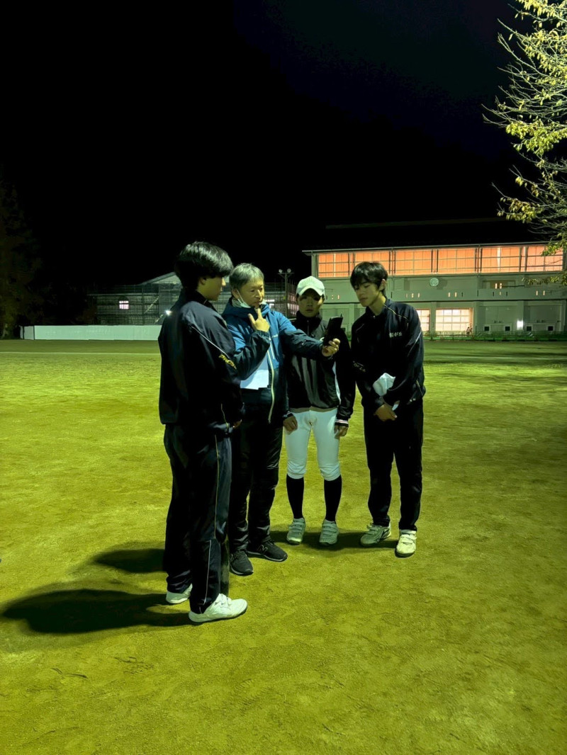 48C490C9-5F69-4B69-9B25-2BC0B66FD383